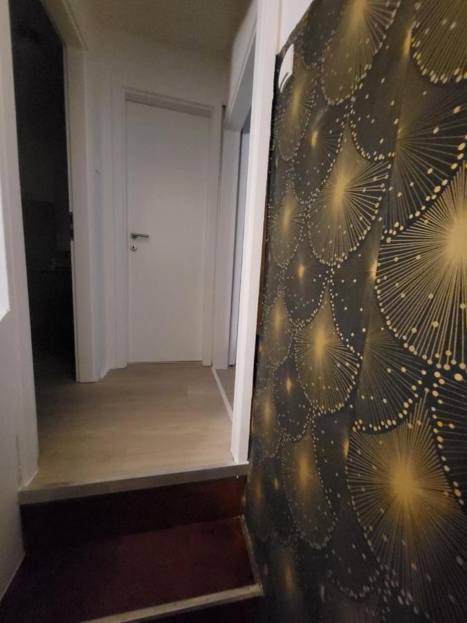 Appartamento Apartma Jelena Capodistria Esterno foto