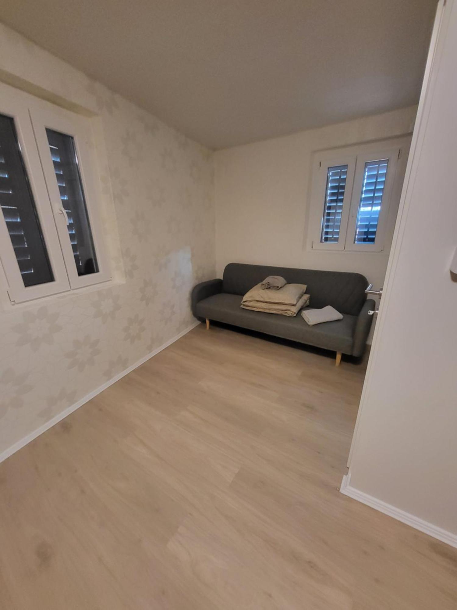 Appartamento Apartma Jelena Capodistria Esterno foto