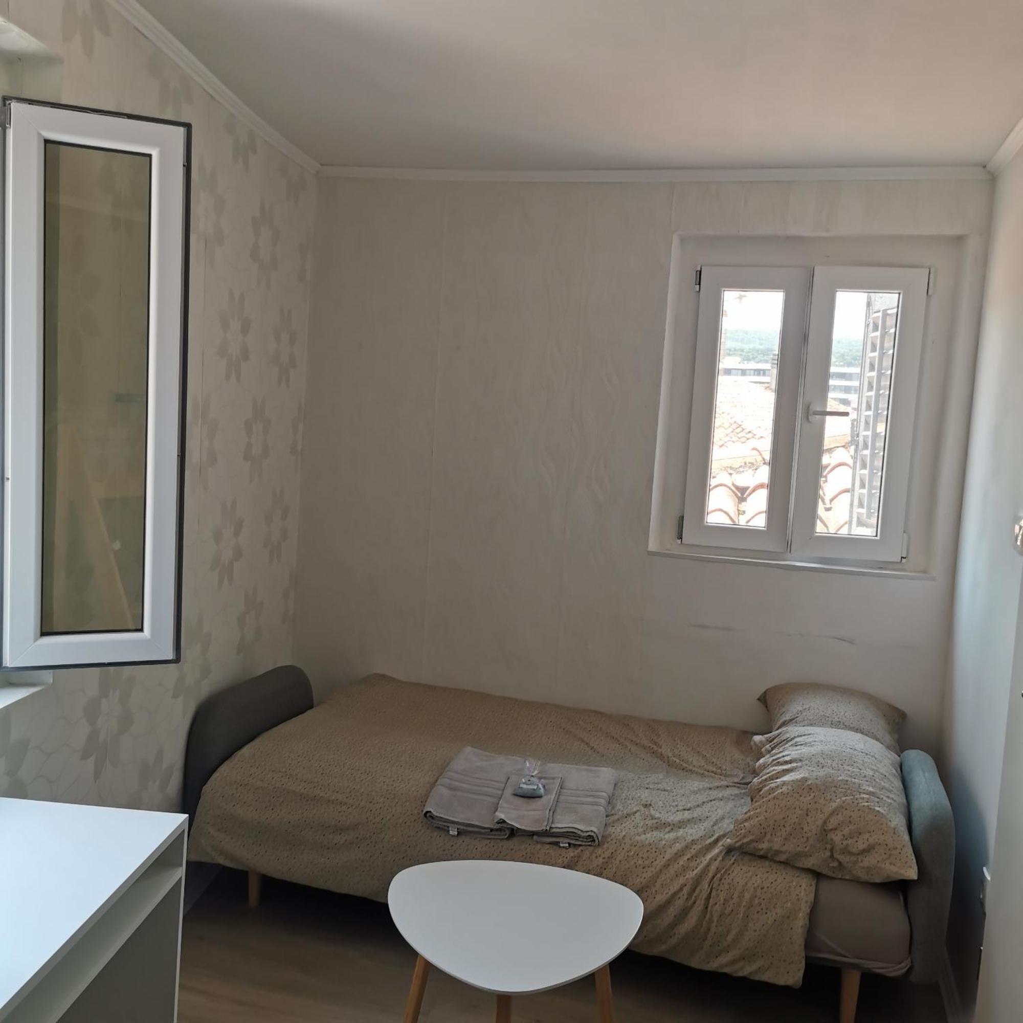 Appartamento Apartma Jelena Capodistria Esterno foto