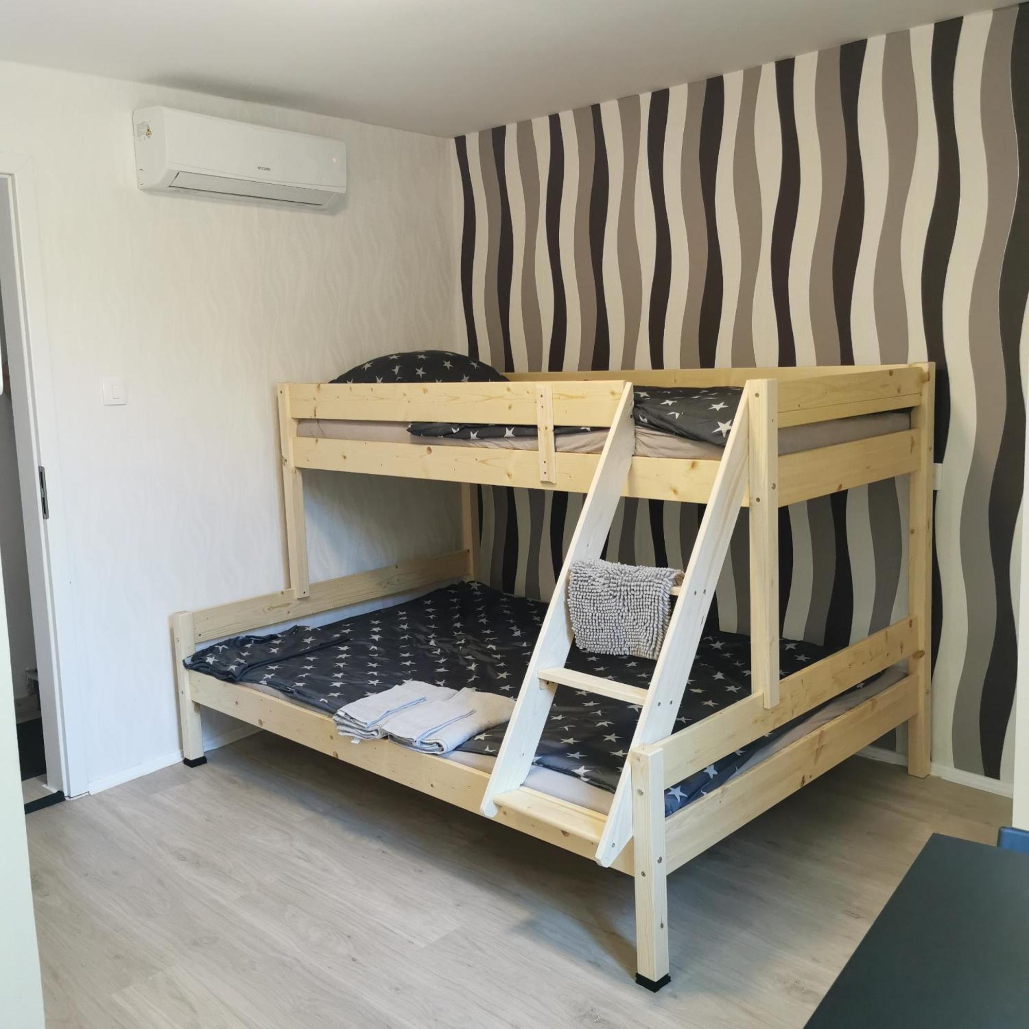 Appartamento Apartma Jelena Capodistria Esterno foto