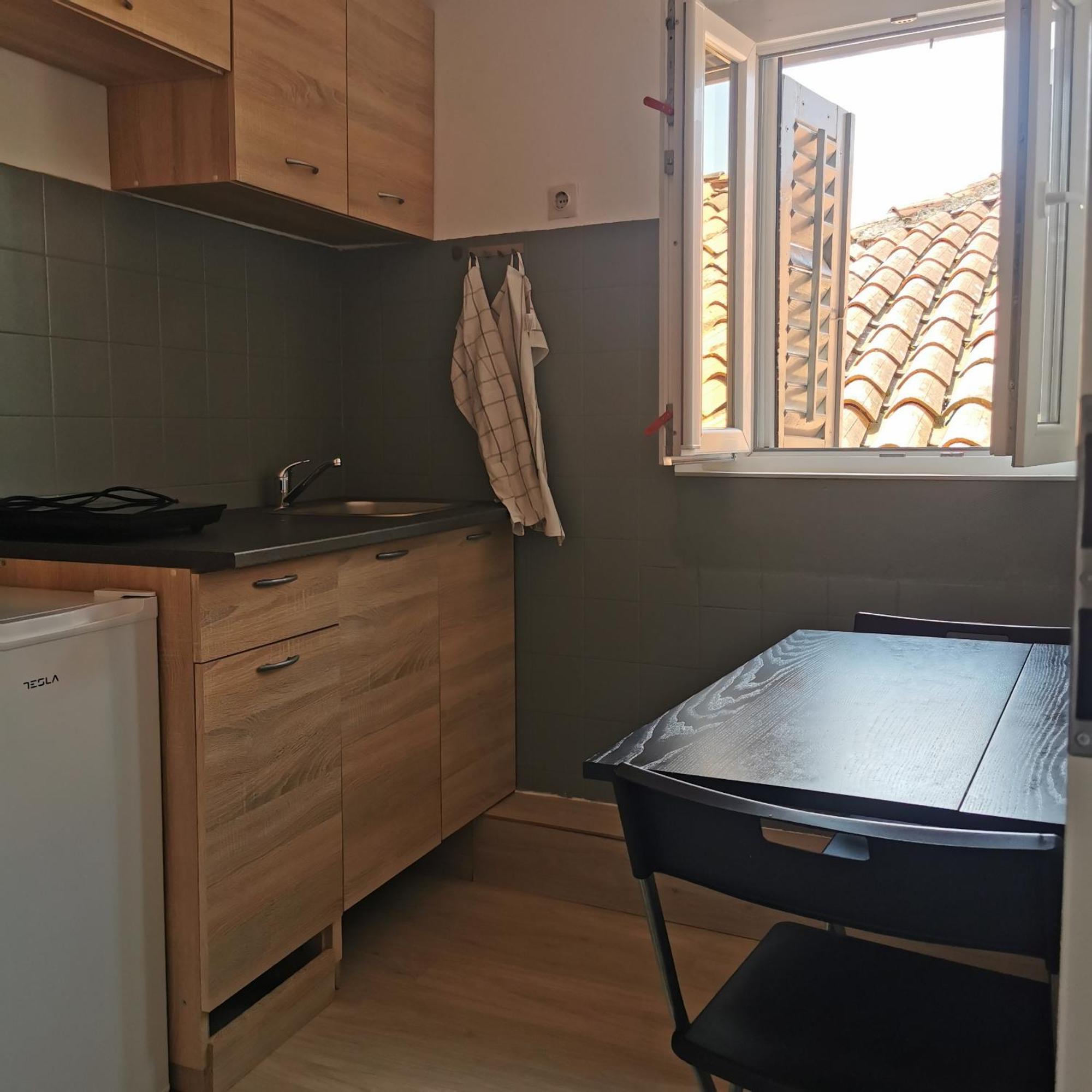 Appartamento Apartma Jelena Capodistria Esterno foto